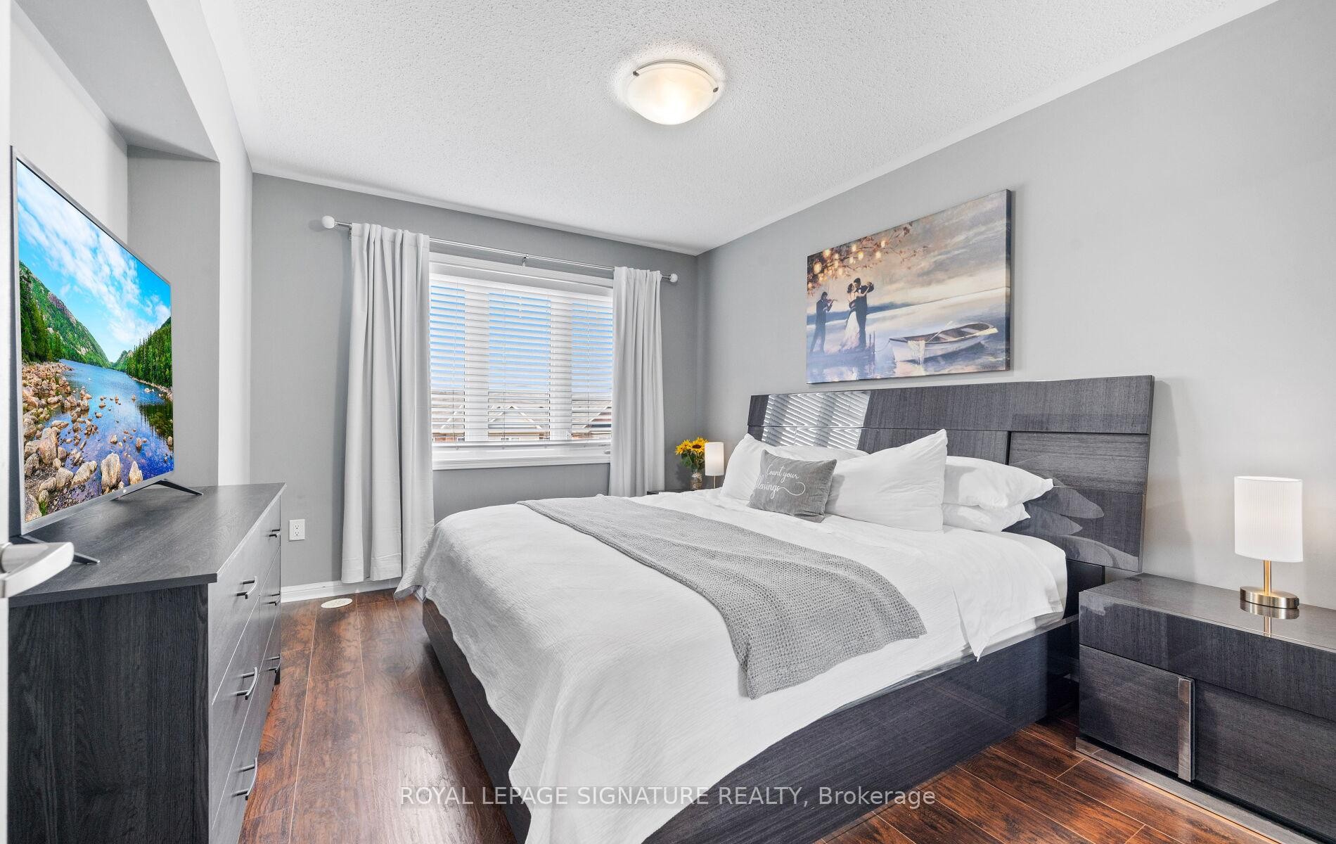 240 Mortimer Crescent, Milton, ON - Indoor Photo Showing Bedroom