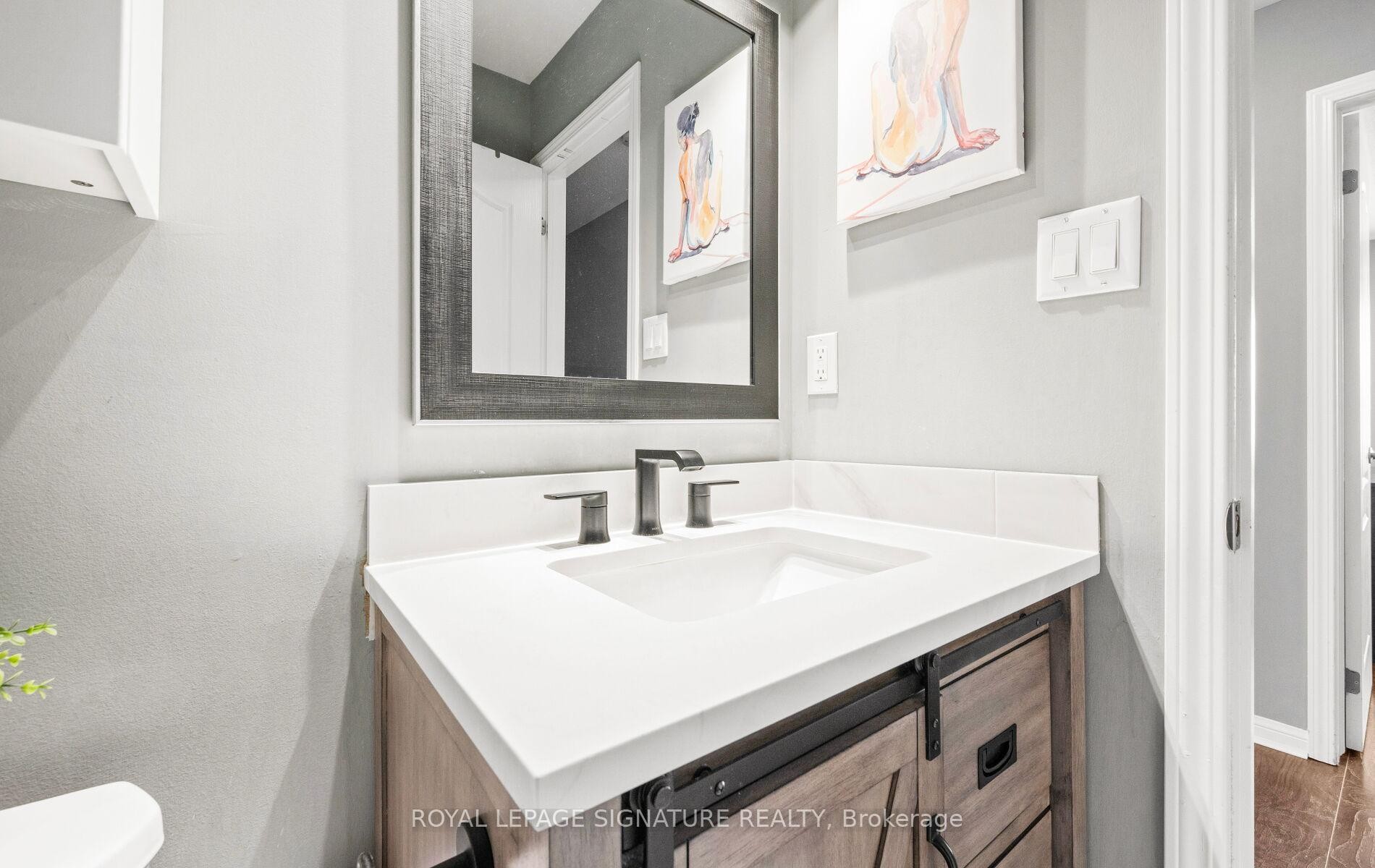 240 Mortimer Crescent, Milton, ON - Indoor Photo Showing Bathroom