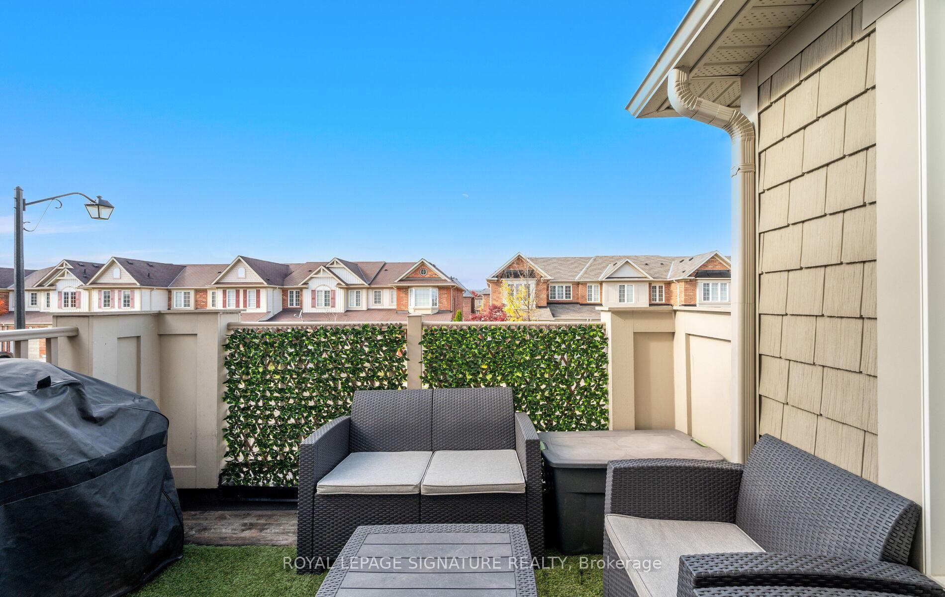 240 Mortimer Crescent, Milton, ON - Outdoor With Deck Patio Veranda With Exterior