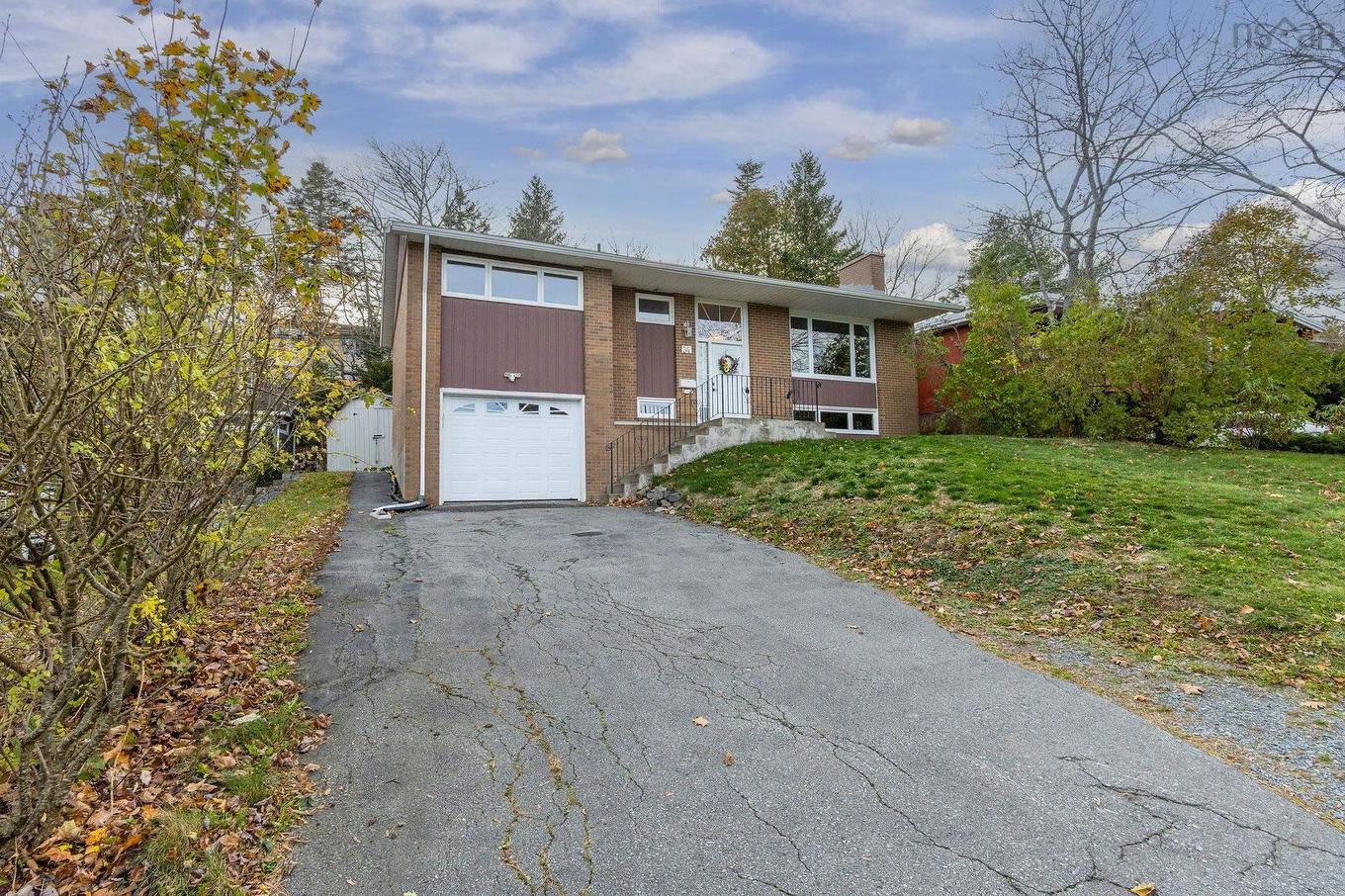 34 Hazelholme Drive, Halifax, NS