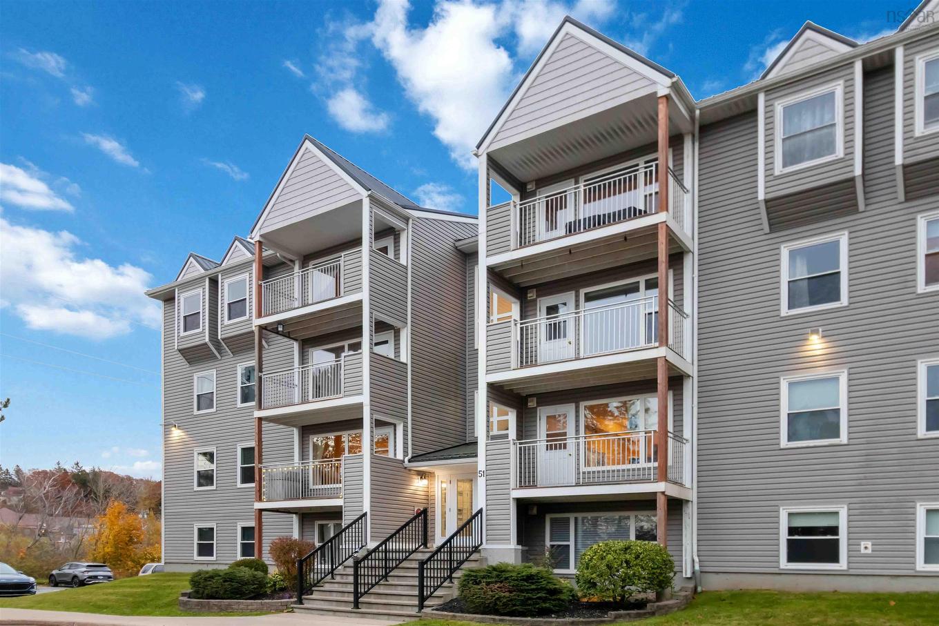 408 51 River Lane, Bedford, NS