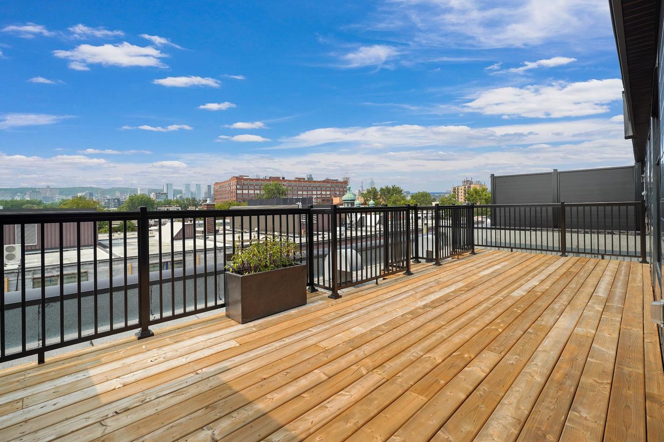 Terrasse - 7-1850 Rue Mullins, Montréal (Le Sud-Ouest), QC