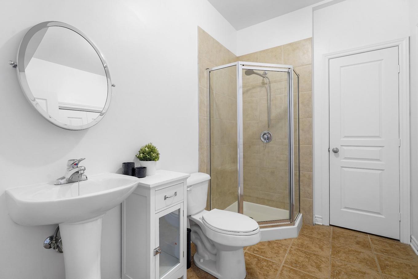 Salle de bains - 7-1850 Rue Mullins, Montréal (Le Sud-Ouest), QC