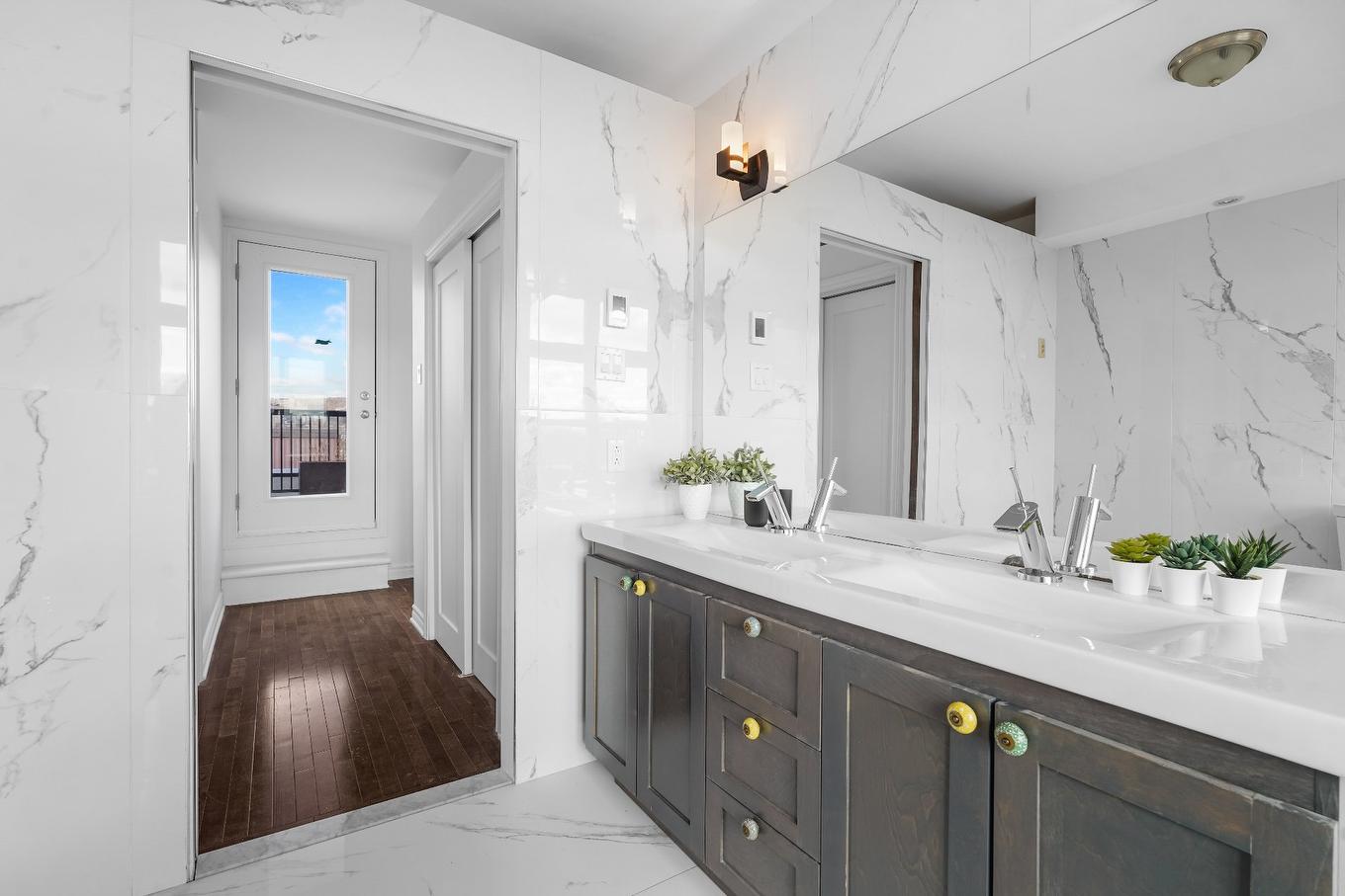 Salle de bains - 7-1850 Rue Mullins, Montréal (Le Sud-Ouest), QC