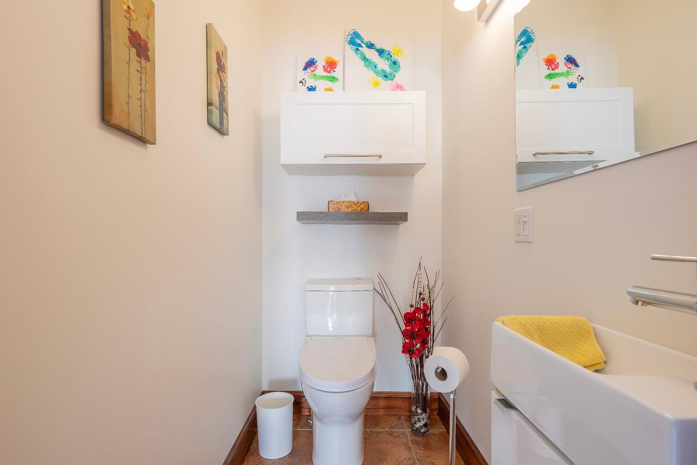 Bathroom - 525 Ch. De La Martinique, Les Îles-De-La-Madeleine, QC - Indoor Photo Showing Bathroom