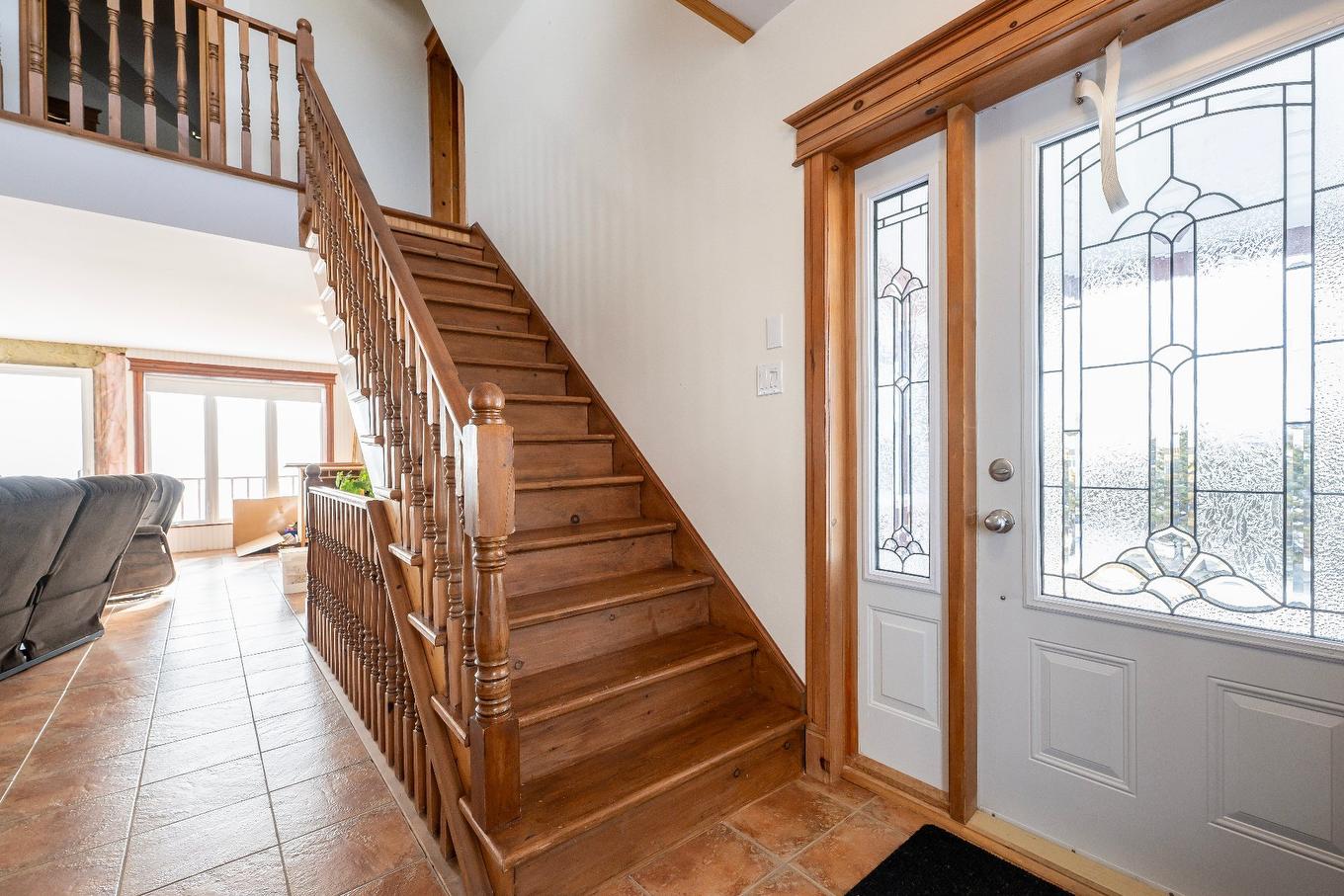 Staircase - 525 Ch. De La Martinique, Les Îles-De-La-Madeleine, QC - Indoor Photo Showing Other Room
