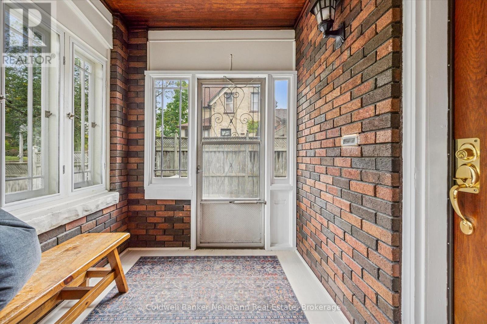 39 Agnes Street, Kitchener, ON - Outdoor With Exterior