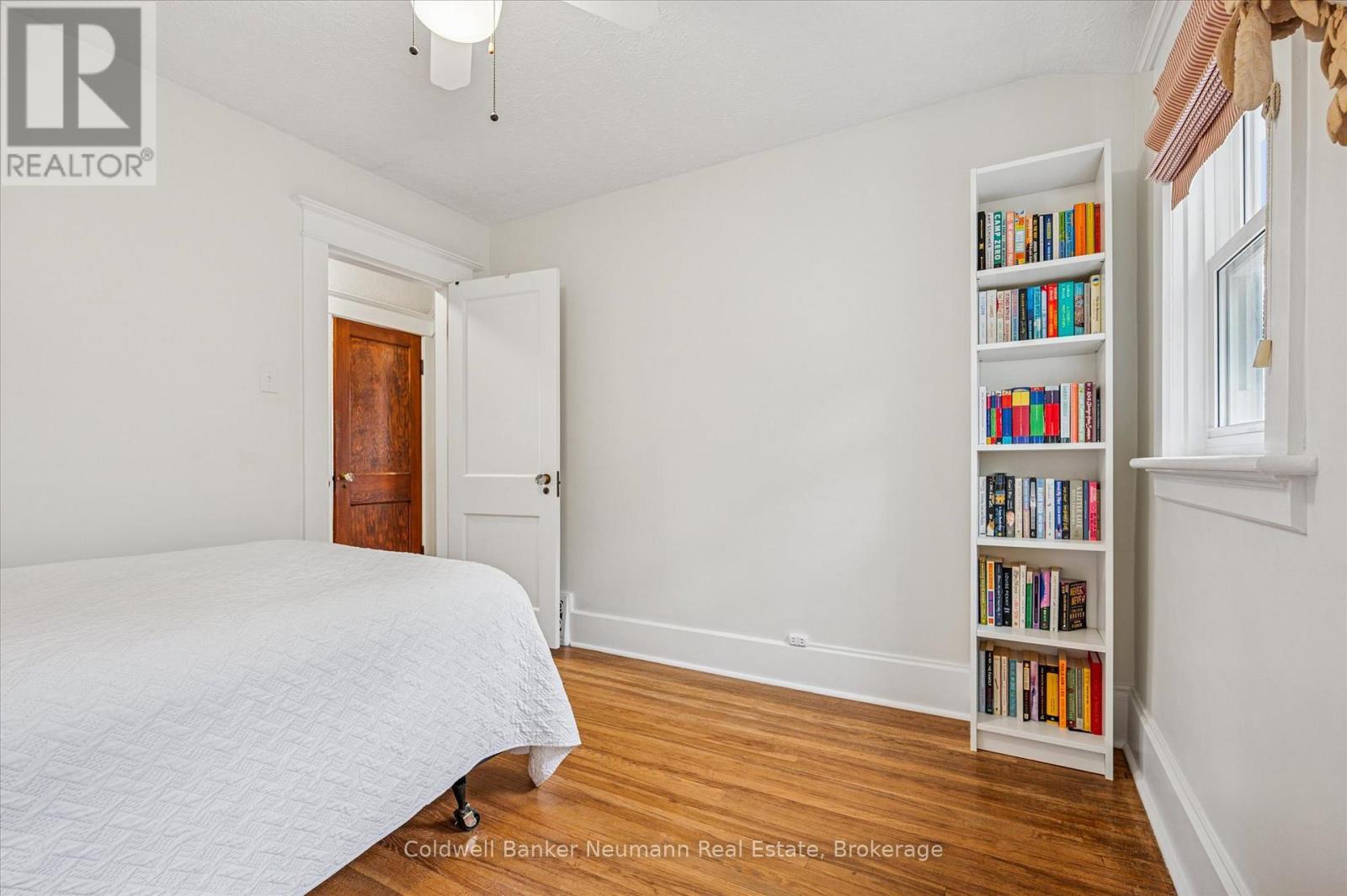 39 Agnes Street, Kitchener, ON - Indoor Photo Showing Bedroom