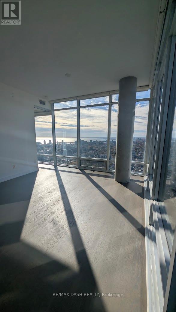 4616 - 488 University Avenue, Toronto, ON - Indoor Photo Showing Other Room