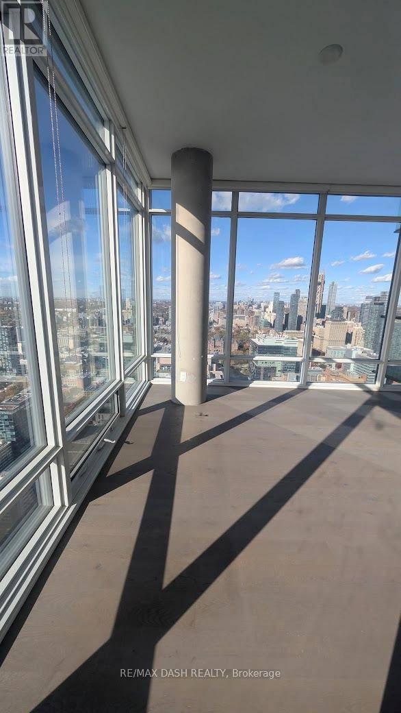 4616 - 488 University Avenue, Toronto, ON - Indoor Photo Showing Other Room