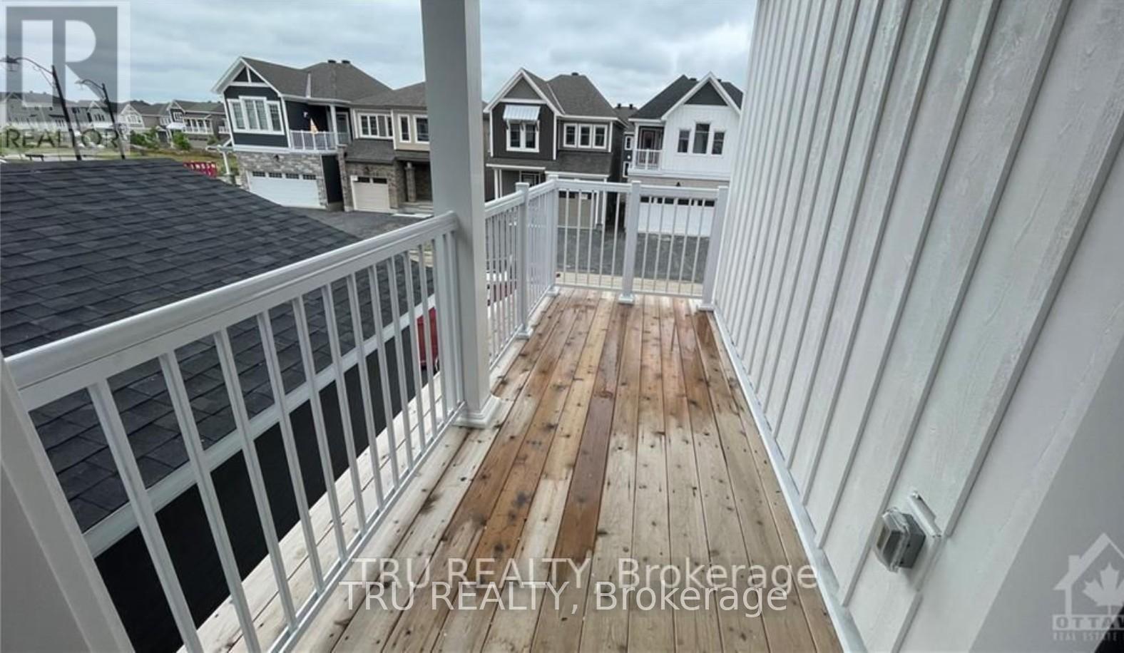 655 Terrier Circle, Ottawa, ON - Outdoor