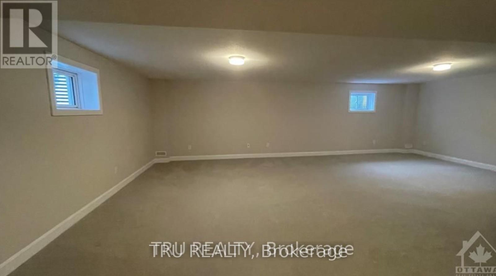 655 Terrier Circle, Ottawa, ON - Indoor Photo Showing Other Room