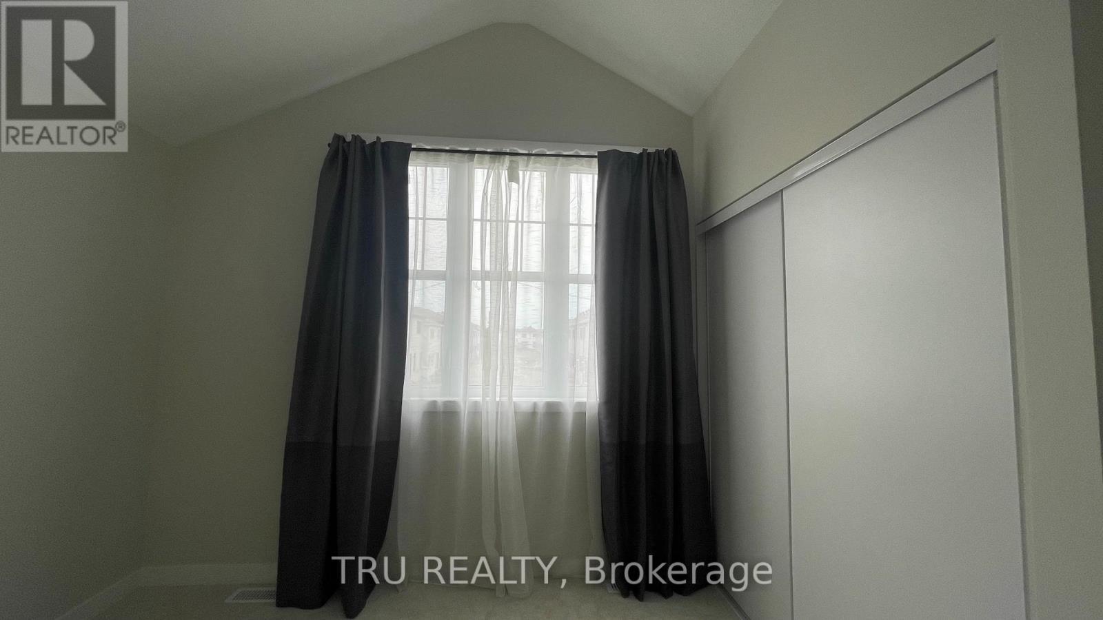 655 Terrier Circle, Ottawa, ON - Indoor