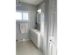 Full bathroom upstairs -