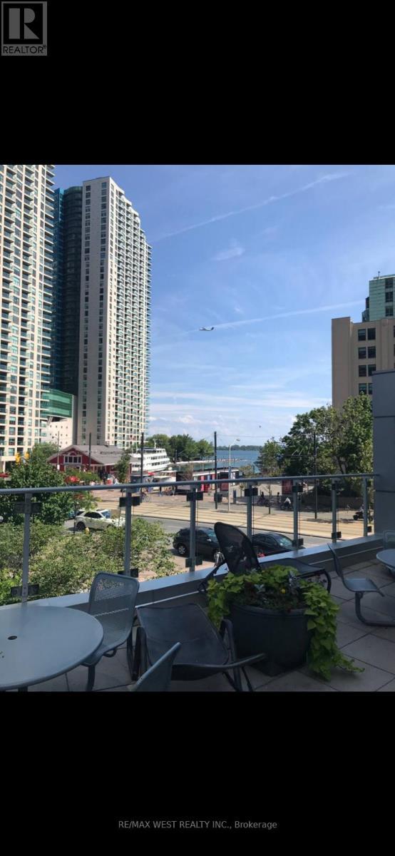 312 - 208 Queens Quay W, Toronto, ON - Outdoor