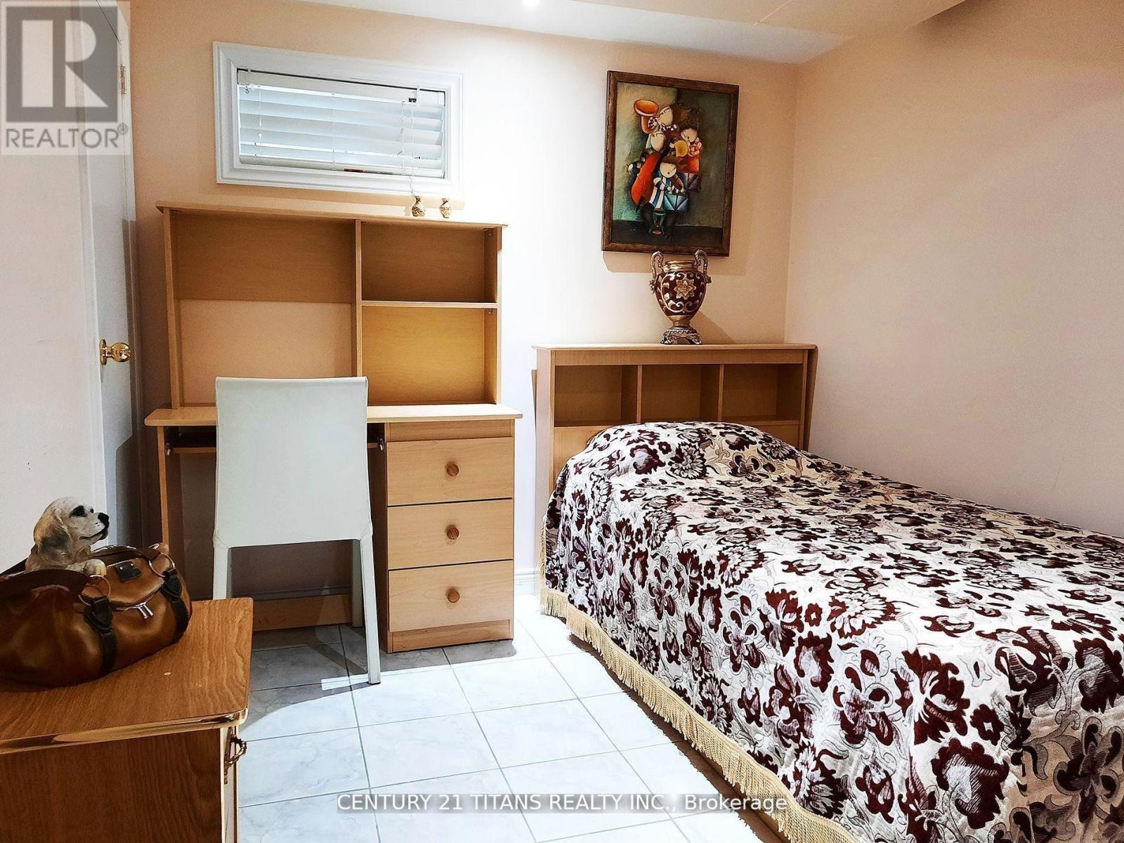 3 Saugeen Crescent, Toronto, ON - Indoor Photo Showing Bedroom