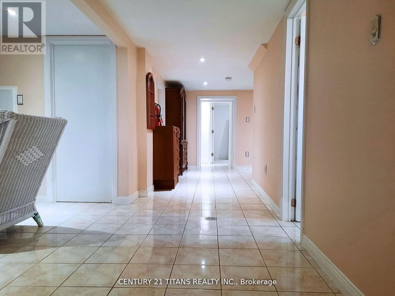 3 Saugeen Crescent, Toronto, ON - Indoor Photo Showing Other Room