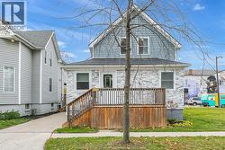 974 MAISONVILLE Unit# UPPER Windsor, ON N8Y 3R9