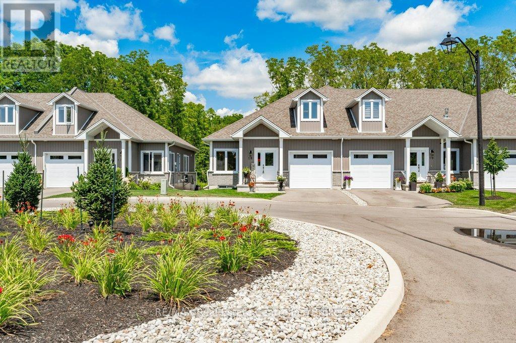 18 - 744 Nelson Street W, Norfolk (Port Dover), ON - Outdoor With Facade