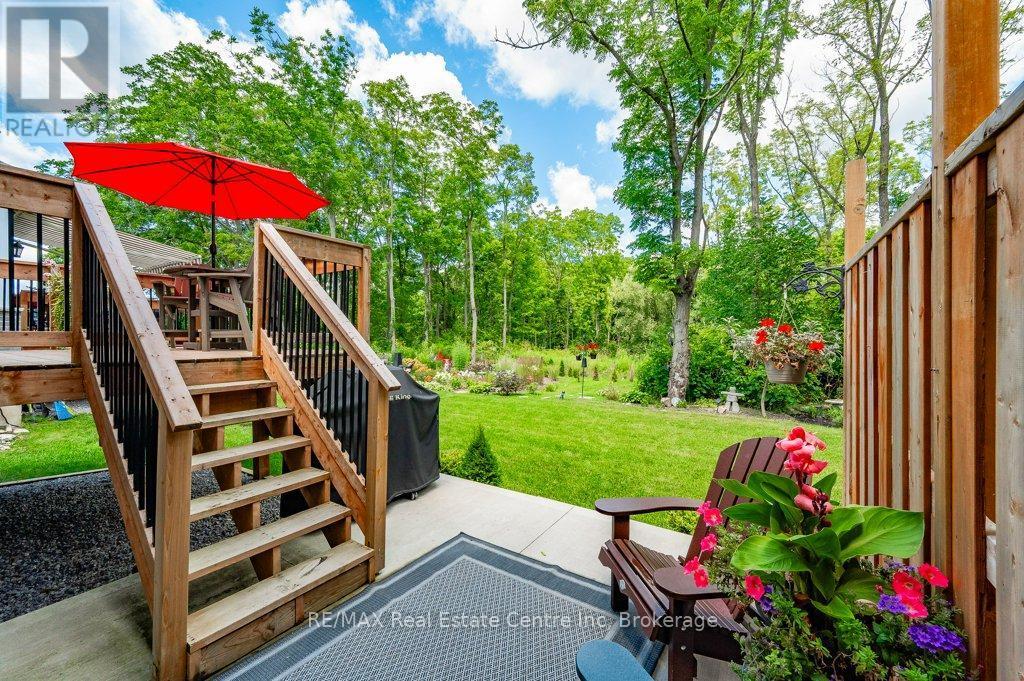 18 - 744 Nelson Street W, Norfolk (Port Dover), ON - Outdoor