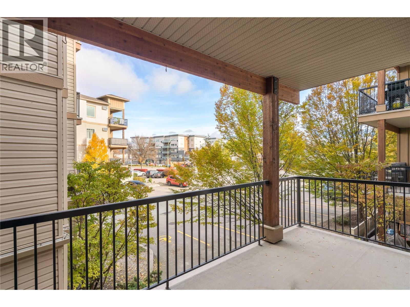 250 Hollywood Road S Unit# 206, Kelowna, BC - Outdoor With Exterior