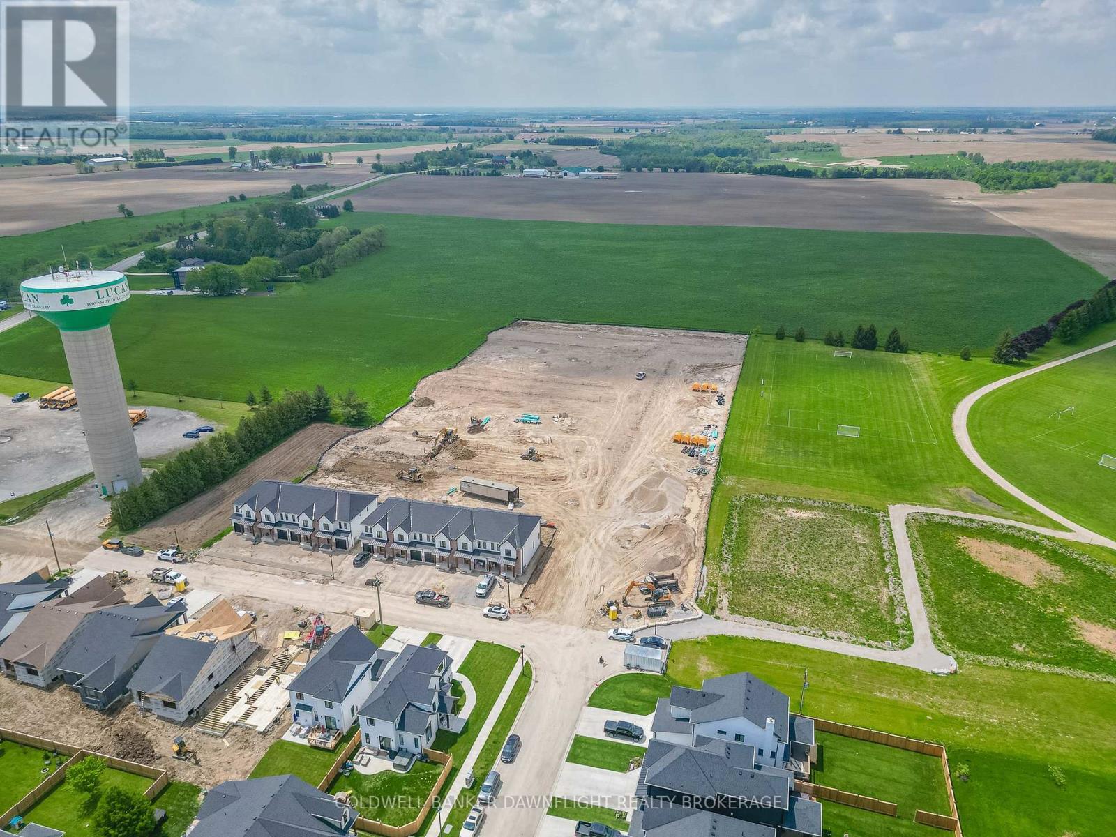 18 - 147 Scotts Drive, Lucan Biddulph (Lucan), ON - Outdoor With View