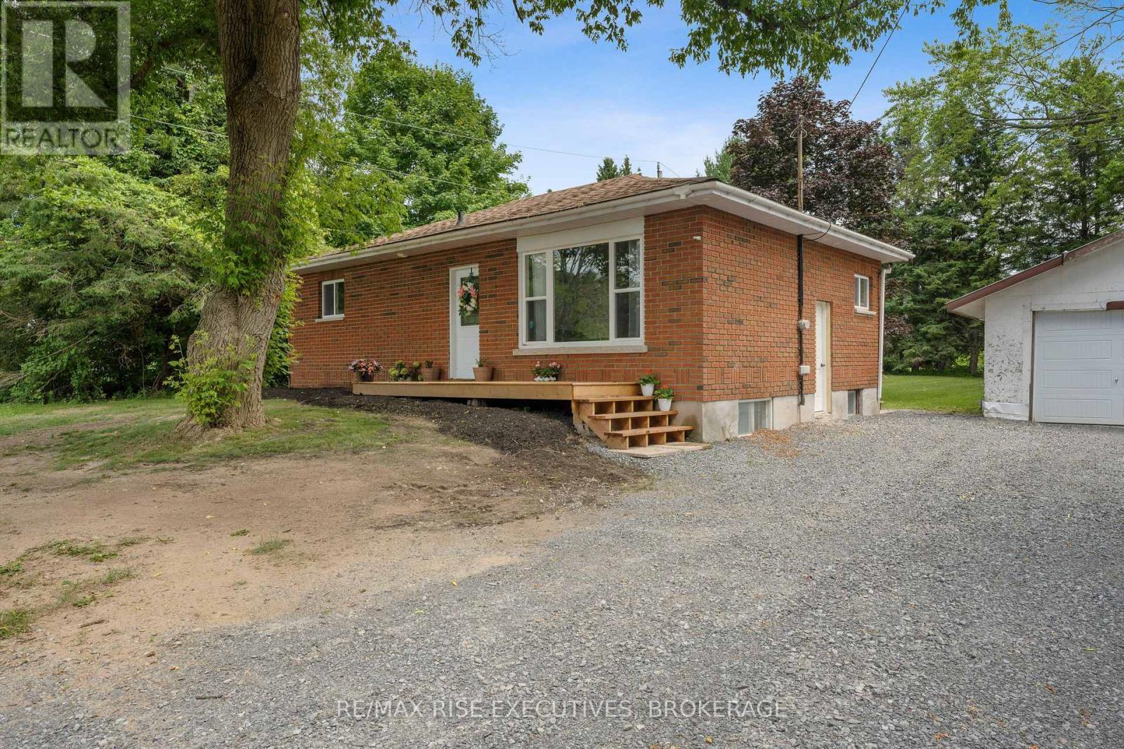 5212 Wilmer Road, South Frontenac (Frontenac South), ON - Outdoor With Exterior