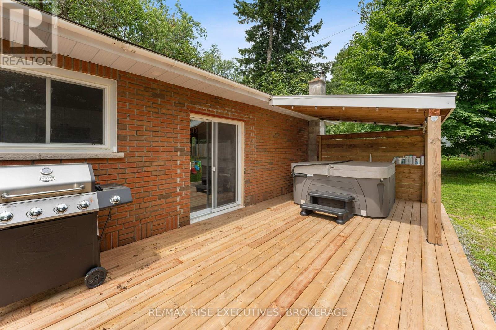 5212 Wilmer Road, South Frontenac (Frontenac South), ON - Outdoor With Deck Patio Veranda With Exterior