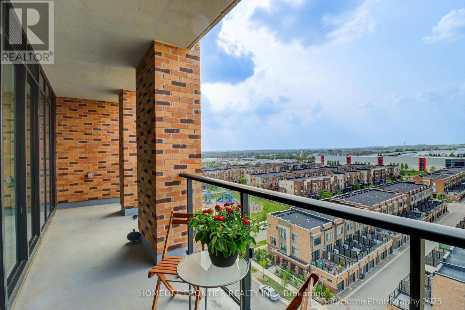 904 - 100 Eagle Rock Way W, Vaughan, ON - Outdoor With View With Exterior