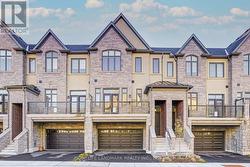 15 WEST VILLAGE LANE Markham, ON L6C 3L5