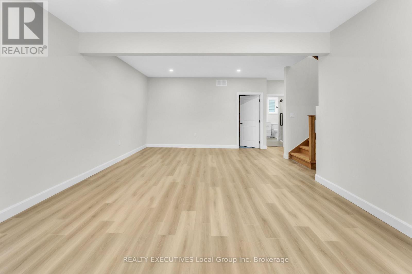 101 Tower Drive, North Bay (Airport), ON - Indoor Photo Showing Other Room