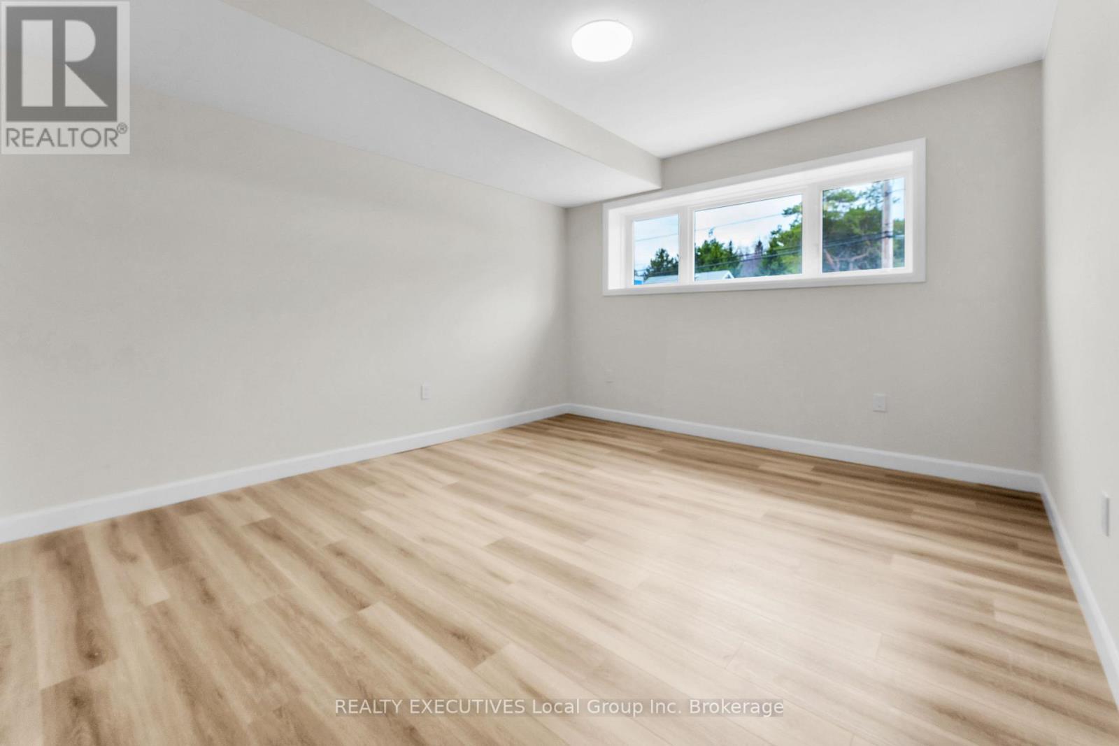 101 Tower Drive, North Bay (Airport), ON - Indoor Photo Showing Other Room