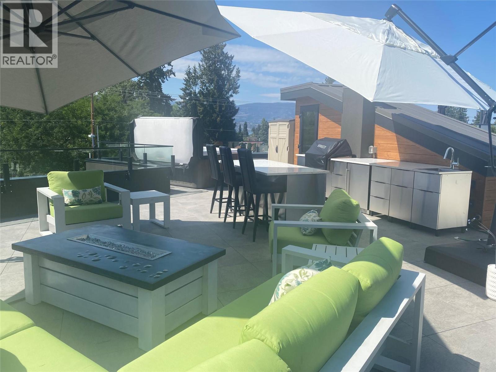 525 Mcclure Road Unit# 9, Kelowna, BC - Outdoor With Deck Patio Veranda