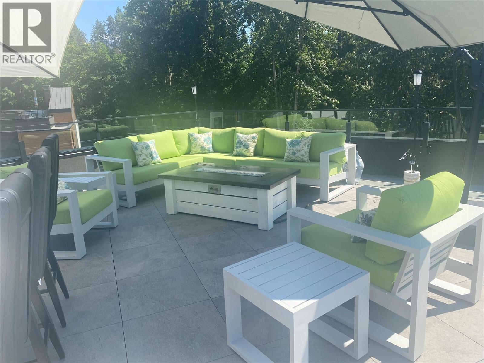 525 Mcclure Road Unit# 9, Kelowna, BC - Outdoor With Deck Patio Veranda