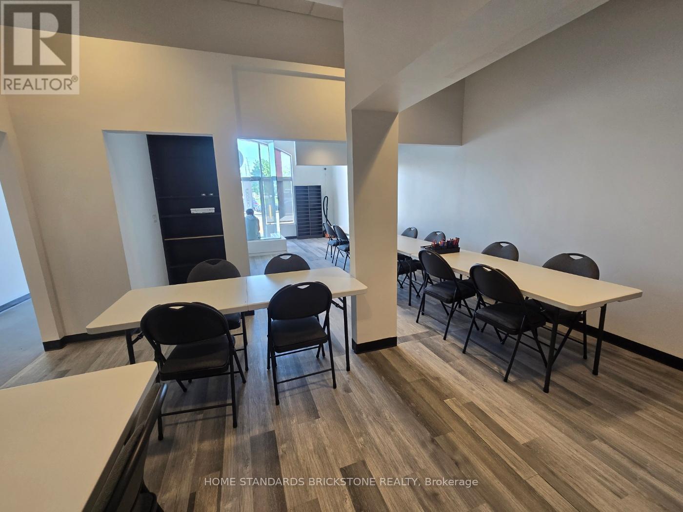 H4 - 1070 Major Mackenzie Drive E, Richmond Hill, ON