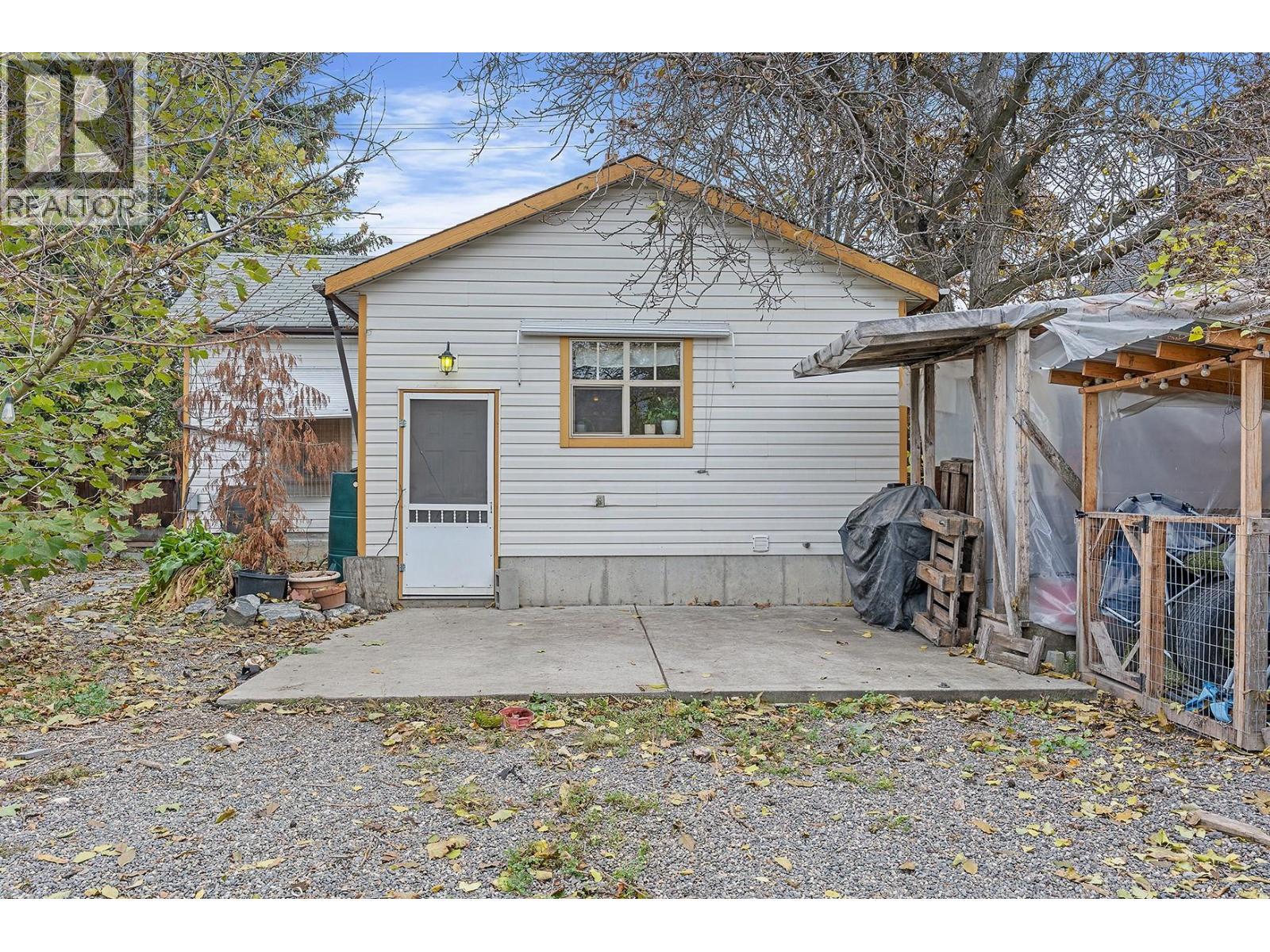 2108 33 Street, Vernon, BC - Outdoor
