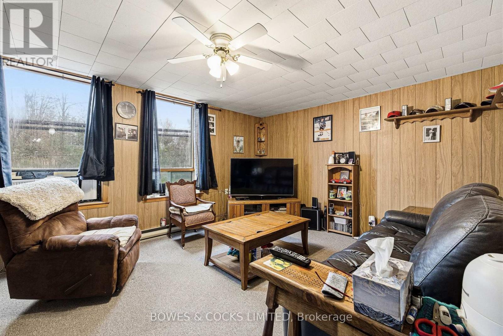 4289 Highway 7, Asphodel-Norwood (Norwood), ON - Indoor Photo Showing Living Room