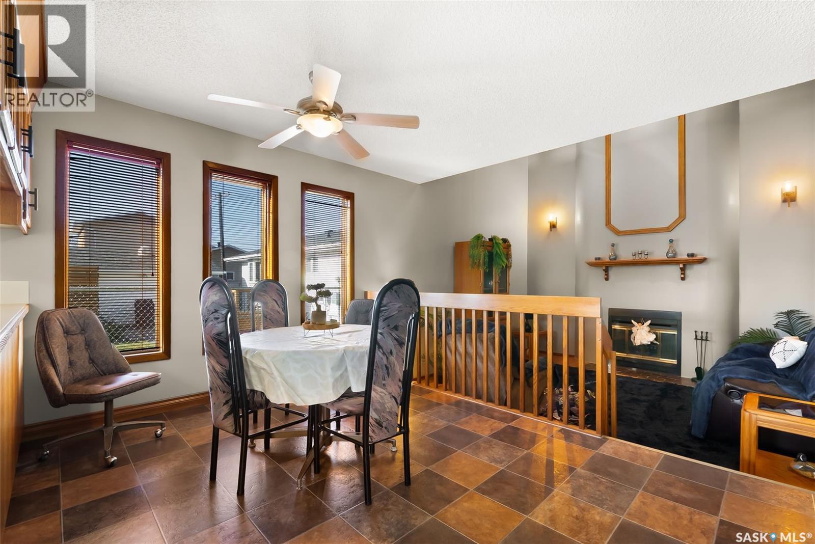 55 Duncan Crescent, Regina, SK - Indoor Photo Showing Dining Room
