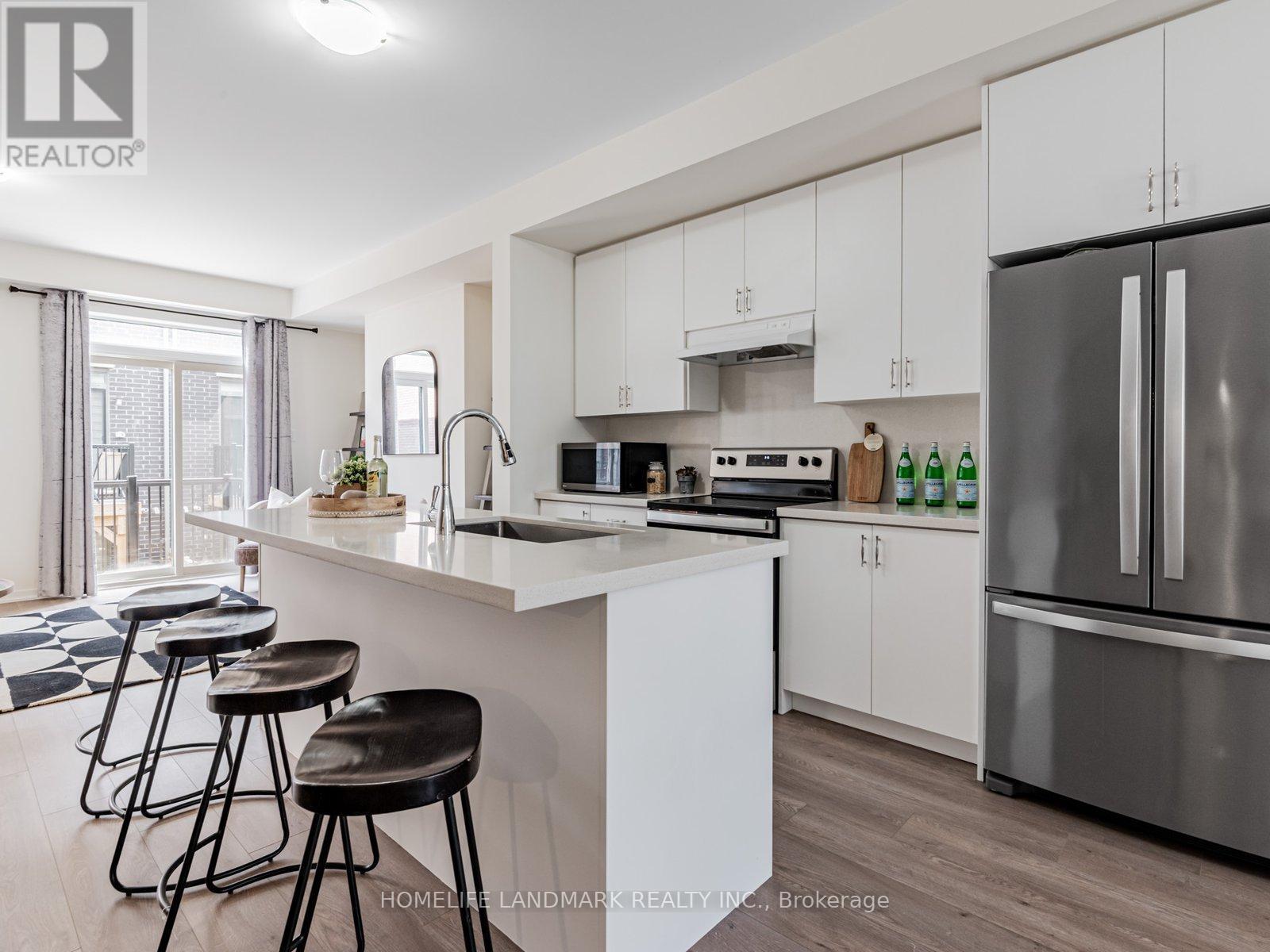 25 Origin Way, Vaughan, ON - Indoor Photo Showing Kitchen