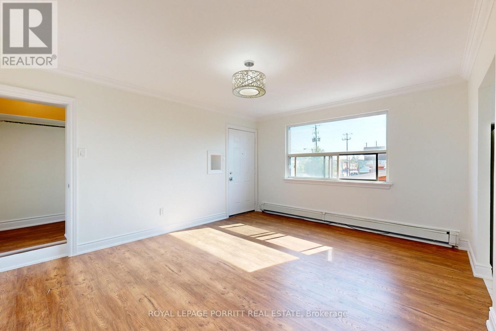 3 - 3503A Lake Shore Boulevard W, Toronto, ON