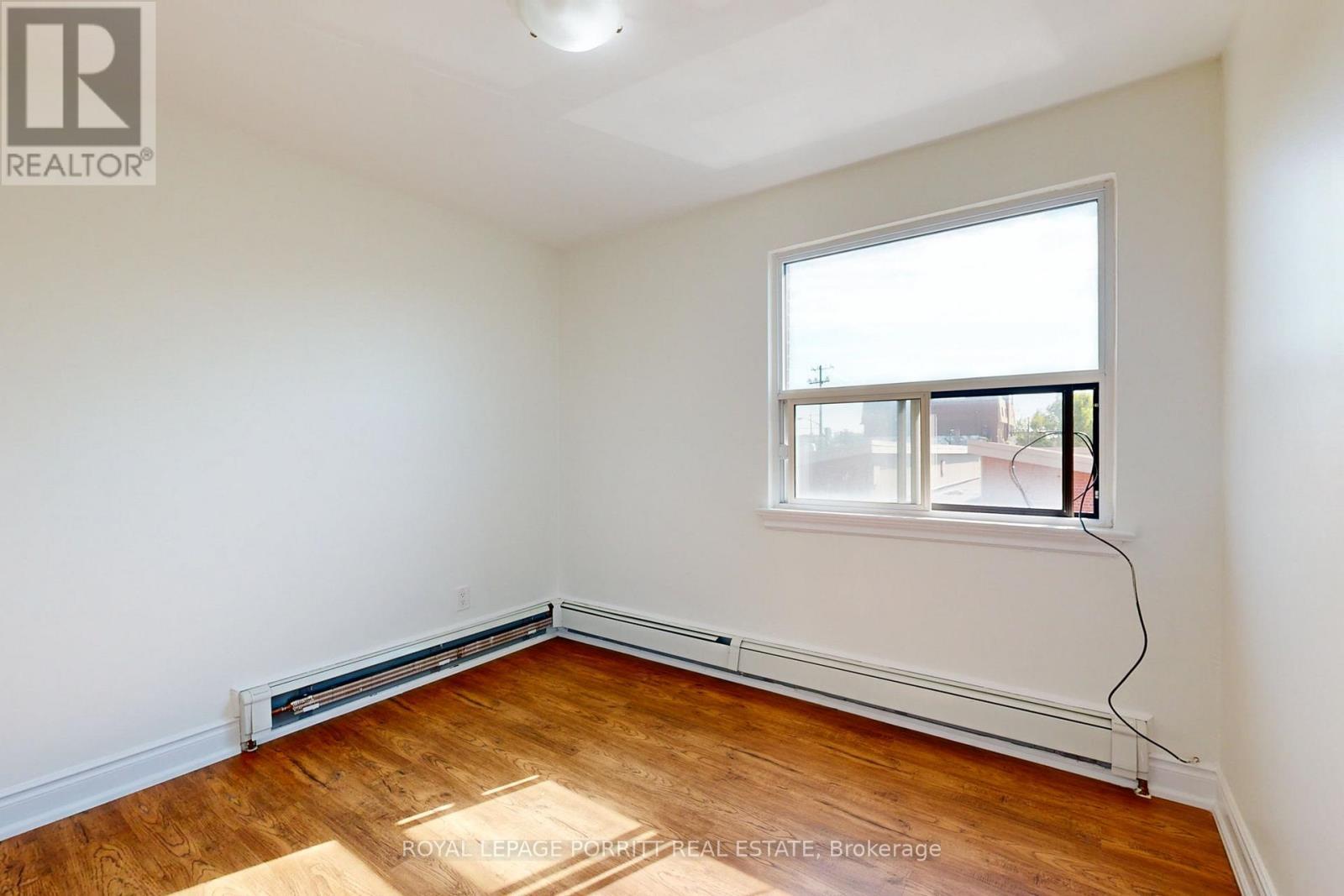 3 - 3503A Lake Shore Boulevard W, Toronto, ON