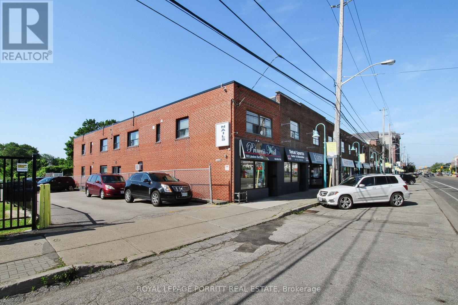 3 - 3503A Lake Shore Boulevard W, Toronto, ON