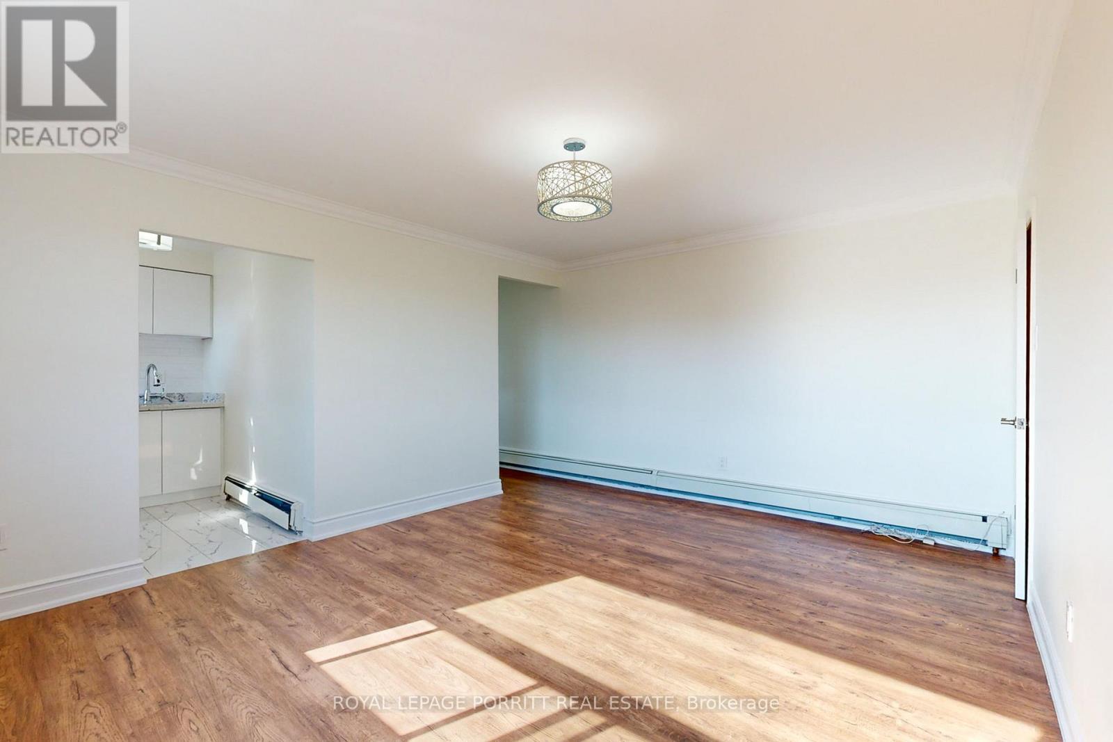 3 - 3503A Lake Shore Boulevard W, Toronto, ON