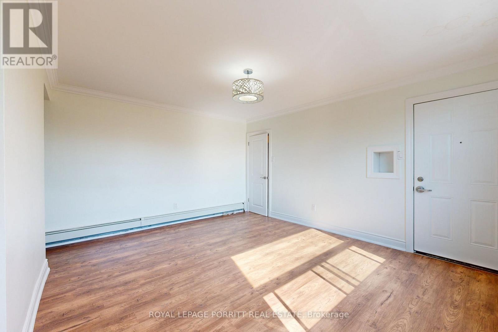 3 - 3503A Lake Shore Boulevard W, Toronto, ON