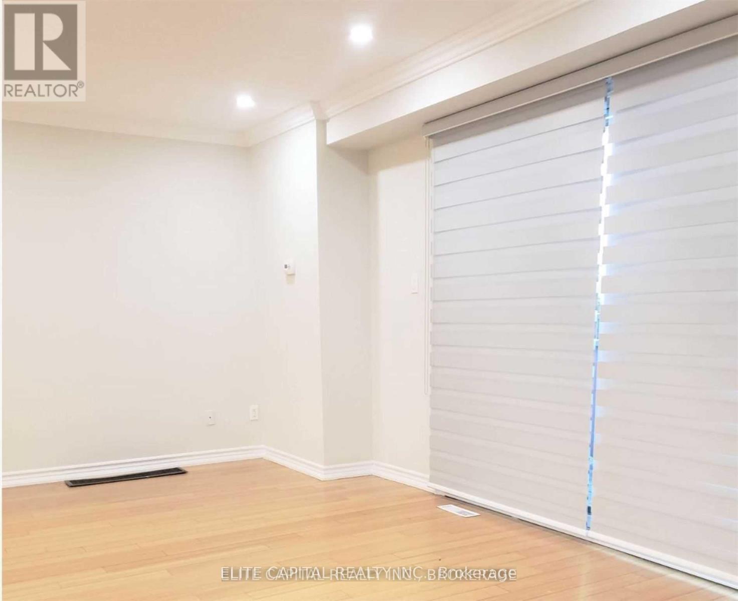 4 Bards Walk Way, Toronto, ON - Indoor Photo Showing Other Room