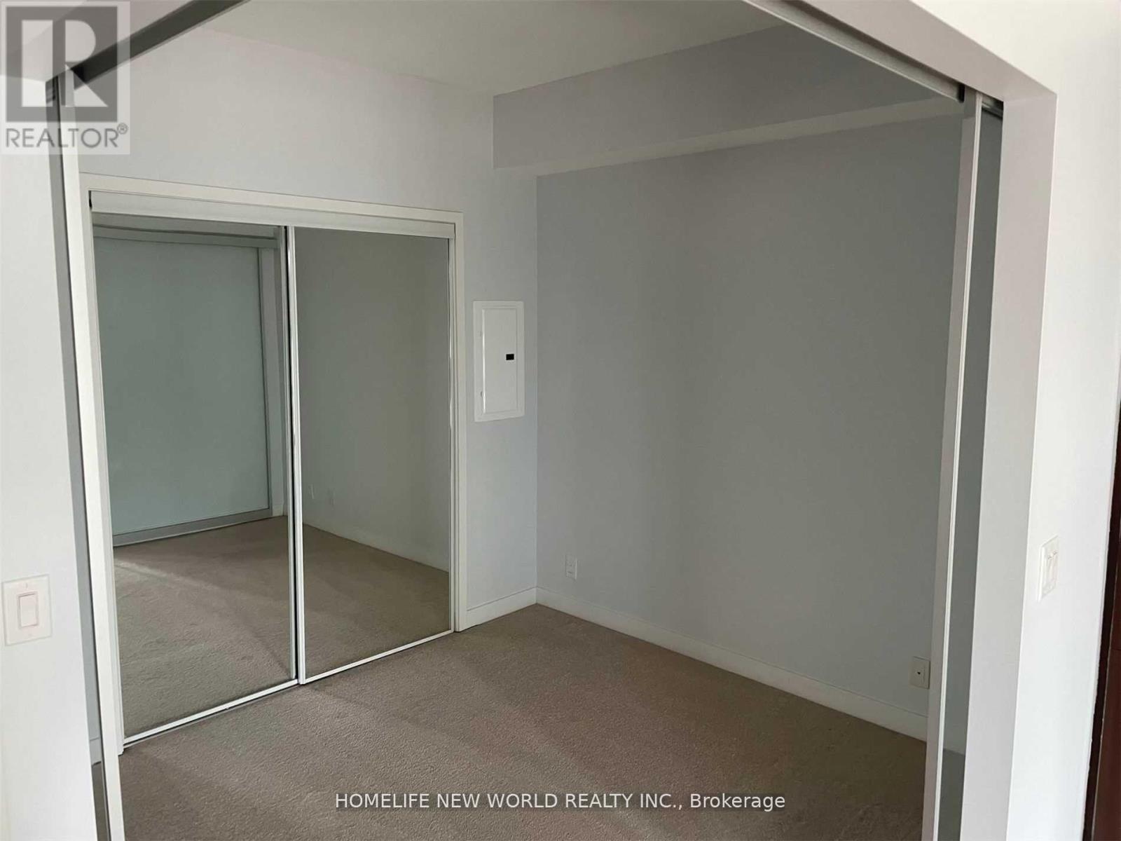 601 - 14 York Street, Toronto, ON - Photo Showing Other Room