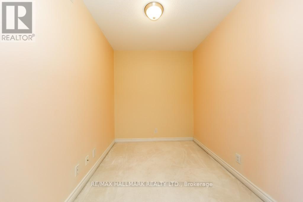 1115 - 68 Grangeway Avenue, Toronto, ON - Indoor Photo Showing Other Room