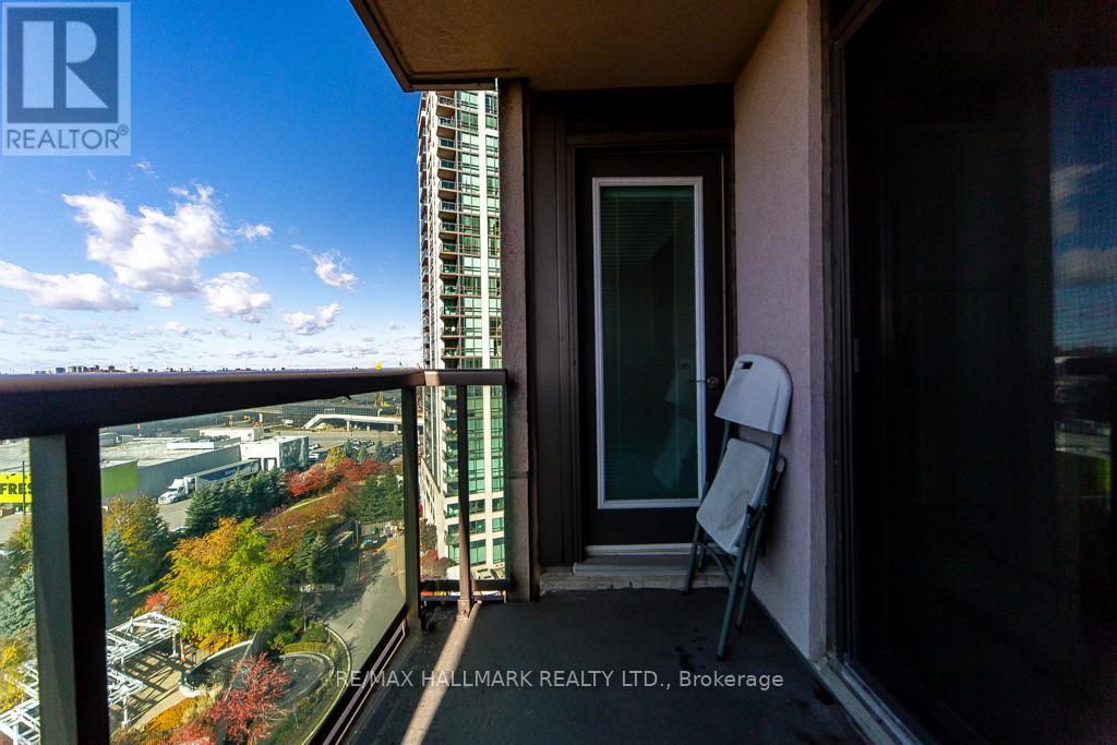 1115 - 68 Grangeway Avenue, Toronto, ON - Outdoor