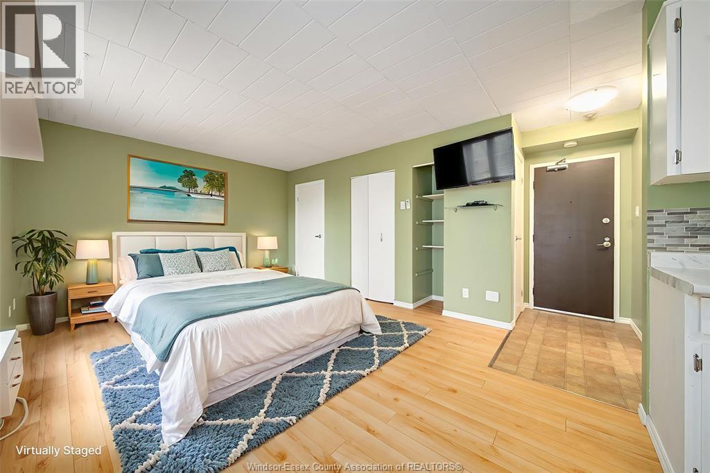 6562 Thornberry Crescent Unit# 6562, Windsor, ON - Indoor Photo Showing Bedroom