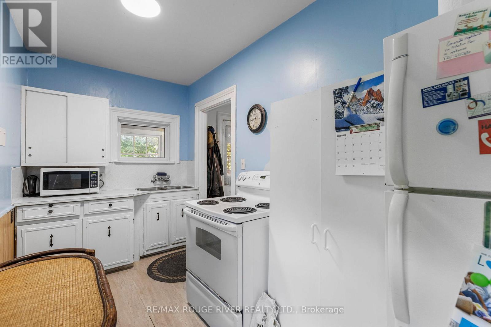 20 Odell Street, Clarington (Bowmanville), ON - Indoor Photo Showing Kitchen